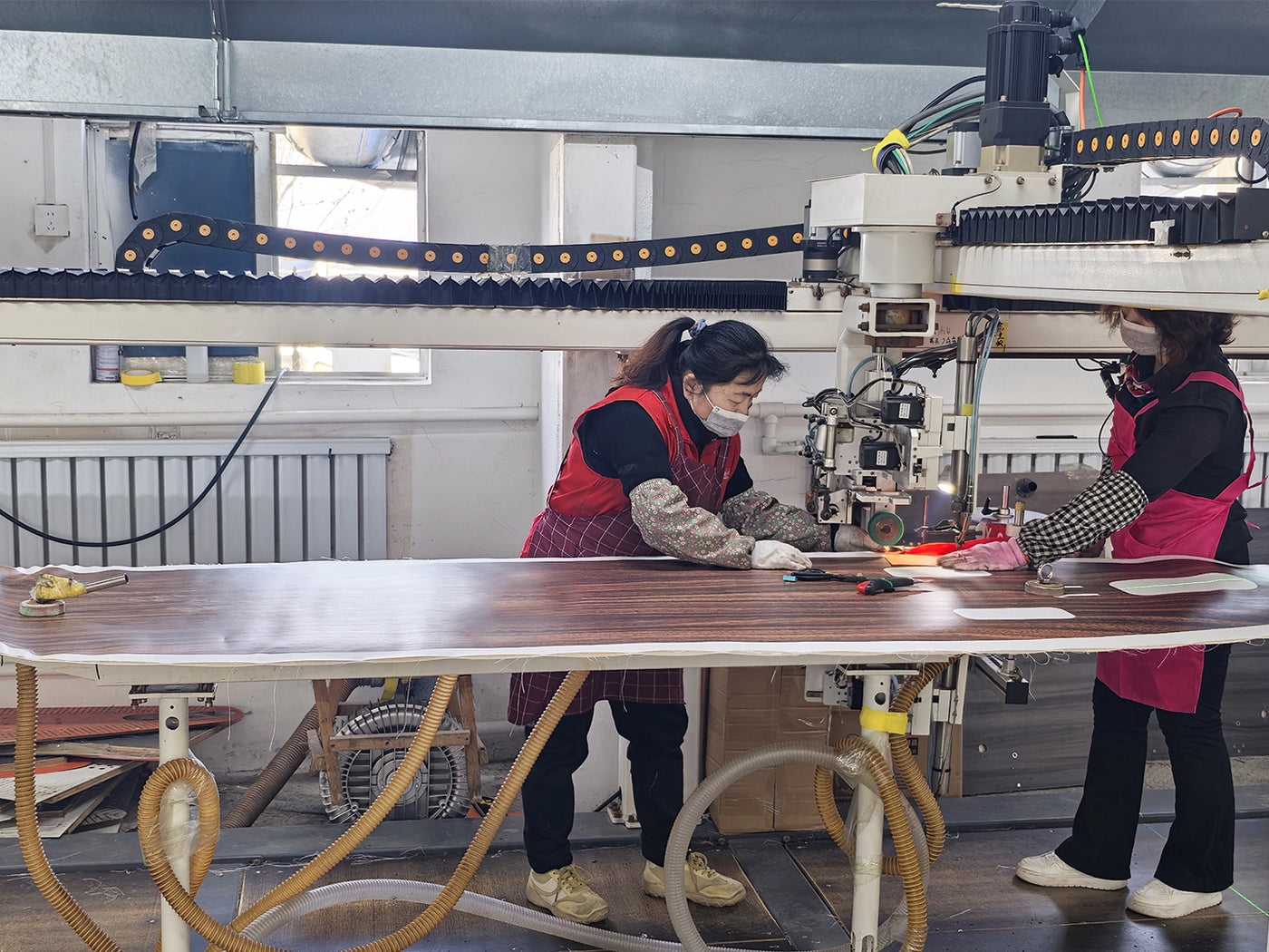 Inflatable SUP board production and printing process for OEM manufacturing